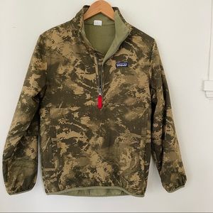 RARE Patagonia Reversible Snap-T Glissade Pullover in Camo Men’s Size XS